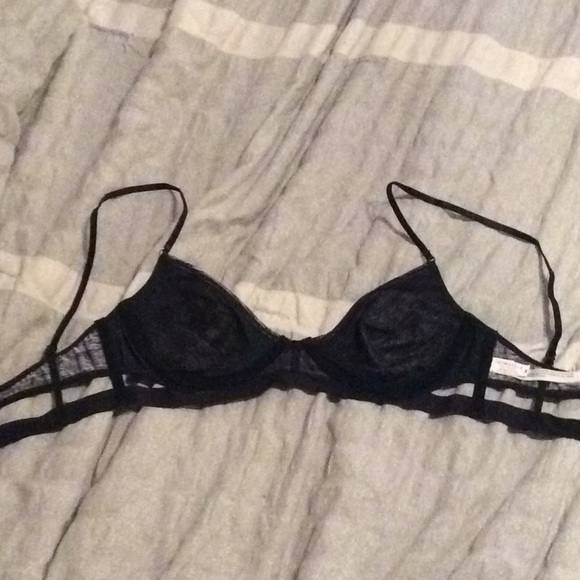 Beautiful intimately free people bra - Picture 2 of 3